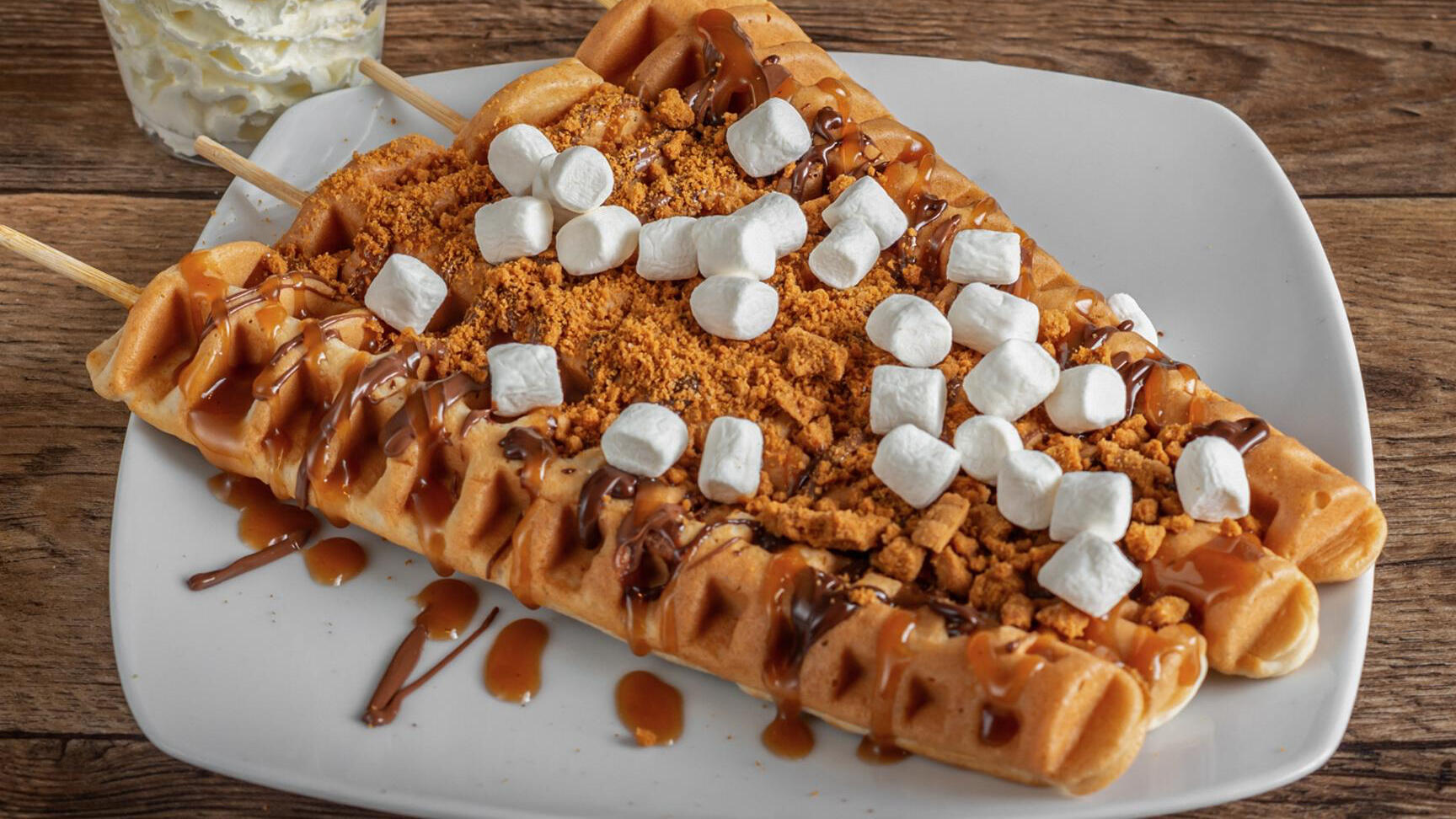 The waffle van ! The waffle van !